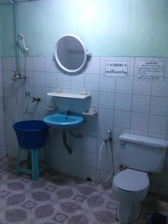 Breeze Guest House Maulmyine Pokój zdjęcie