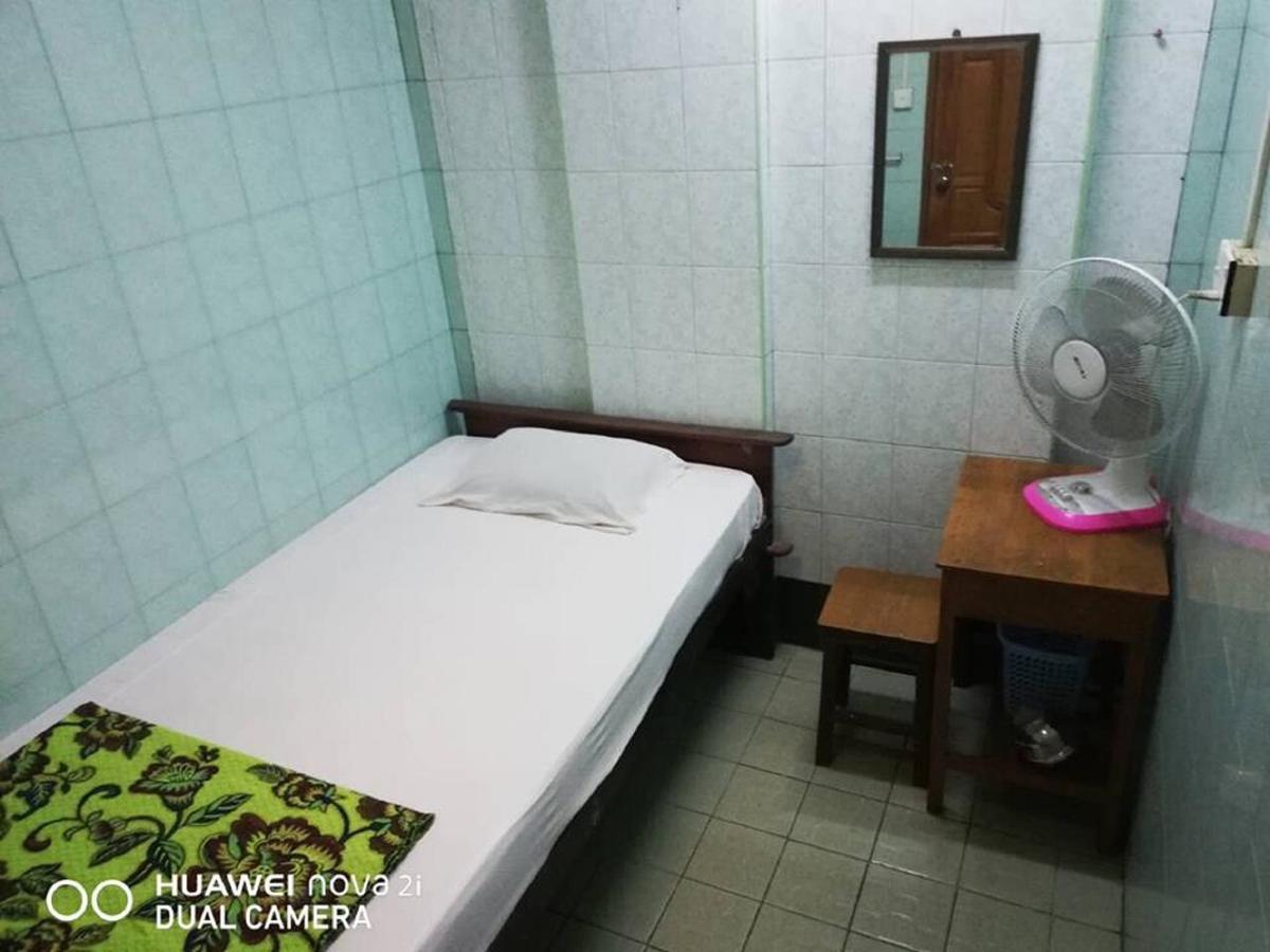 Breeze Guest House Maulmyine Zewnętrze zdjęcie